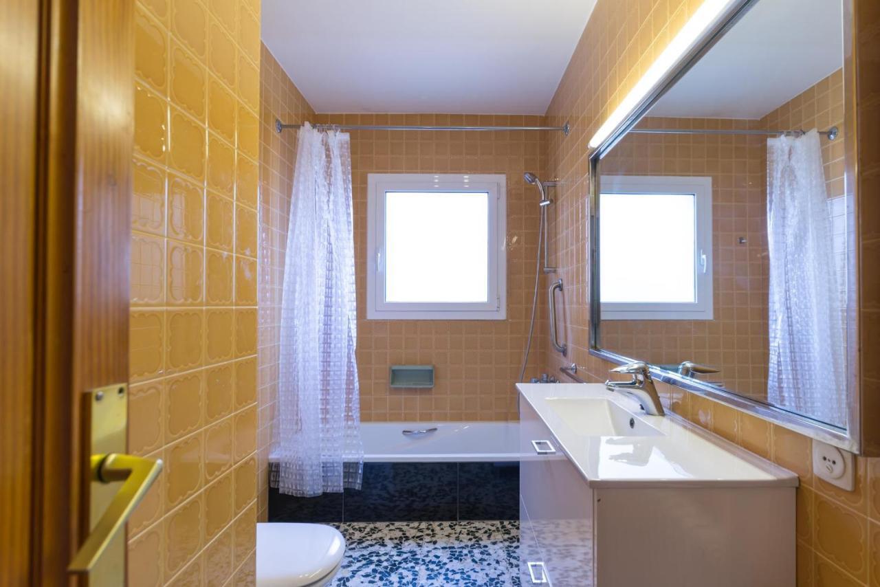 L' Escala Villa Nuria מראה חיצוני תמונה